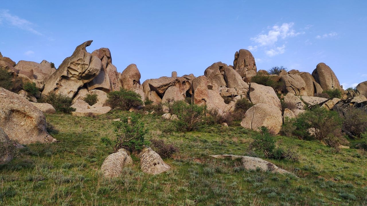 Qo‘ytosh sehrli toshlar bog‘i — Toshkentdan 1 kunlik — photo 2