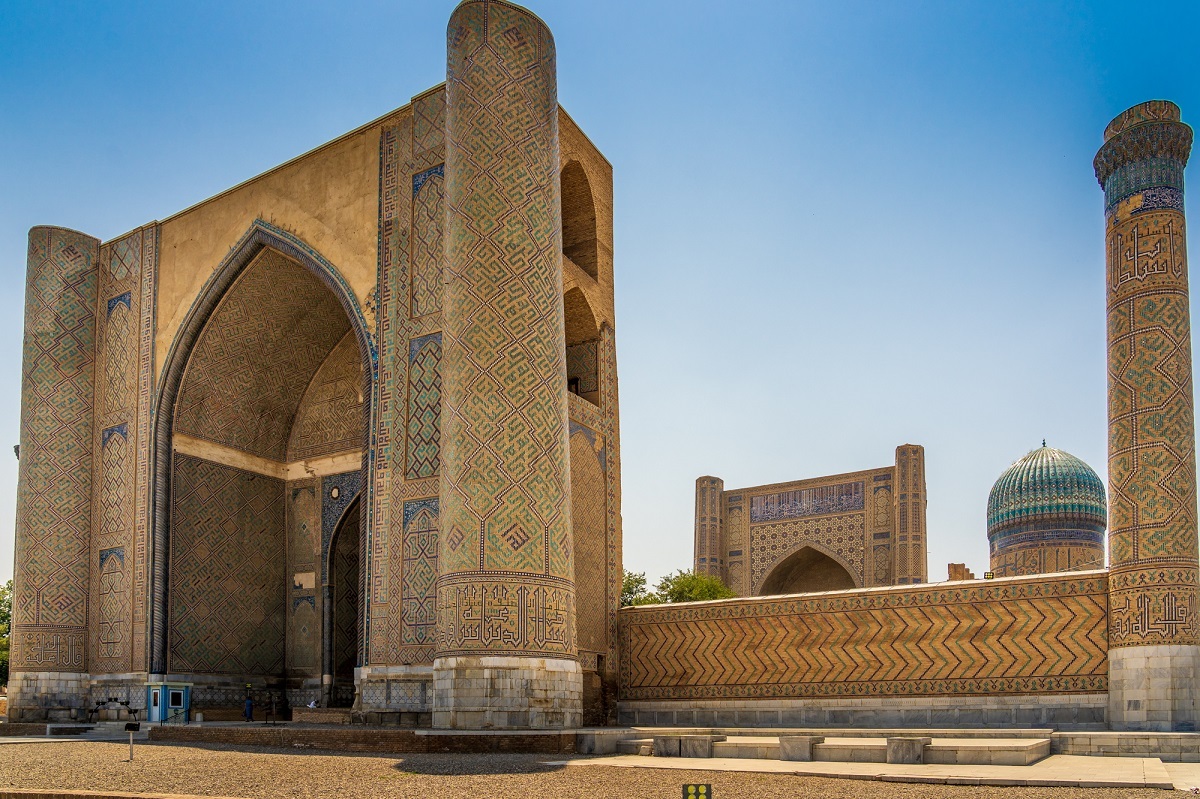 Samarqand — avtobusda 2 kun, basseynli mehmonxona — photo 5